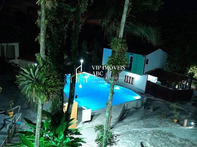 #404 - Sobrado para Venda em São Sebastião - SP